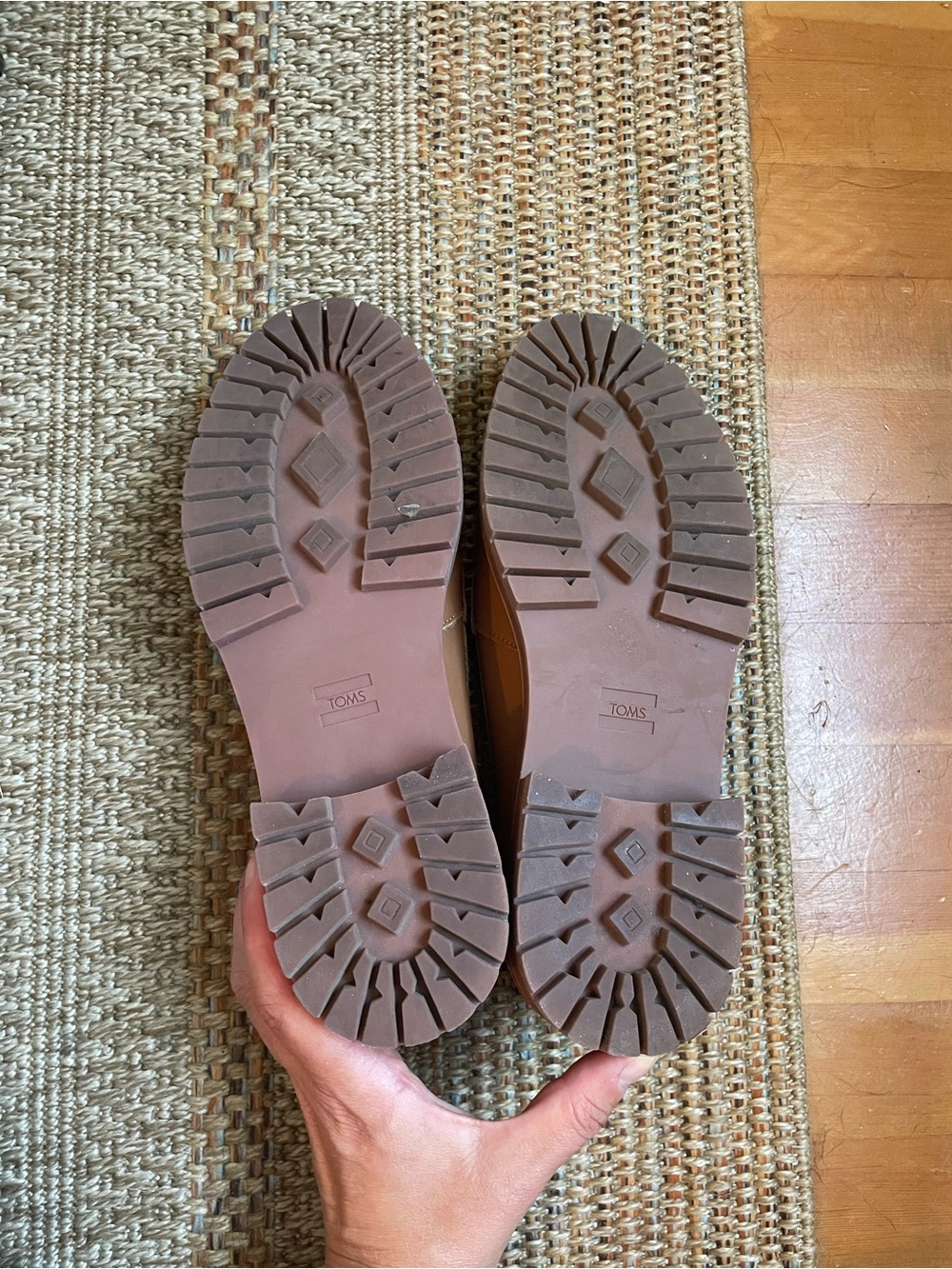 TOMS Tan Cara Loafers - Women's - Picture 8 of 10